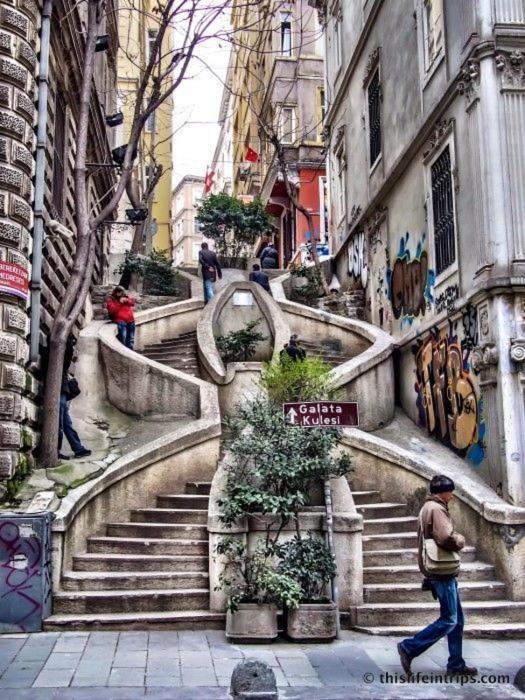 Rodin Hostel Istanbul Exterior photo